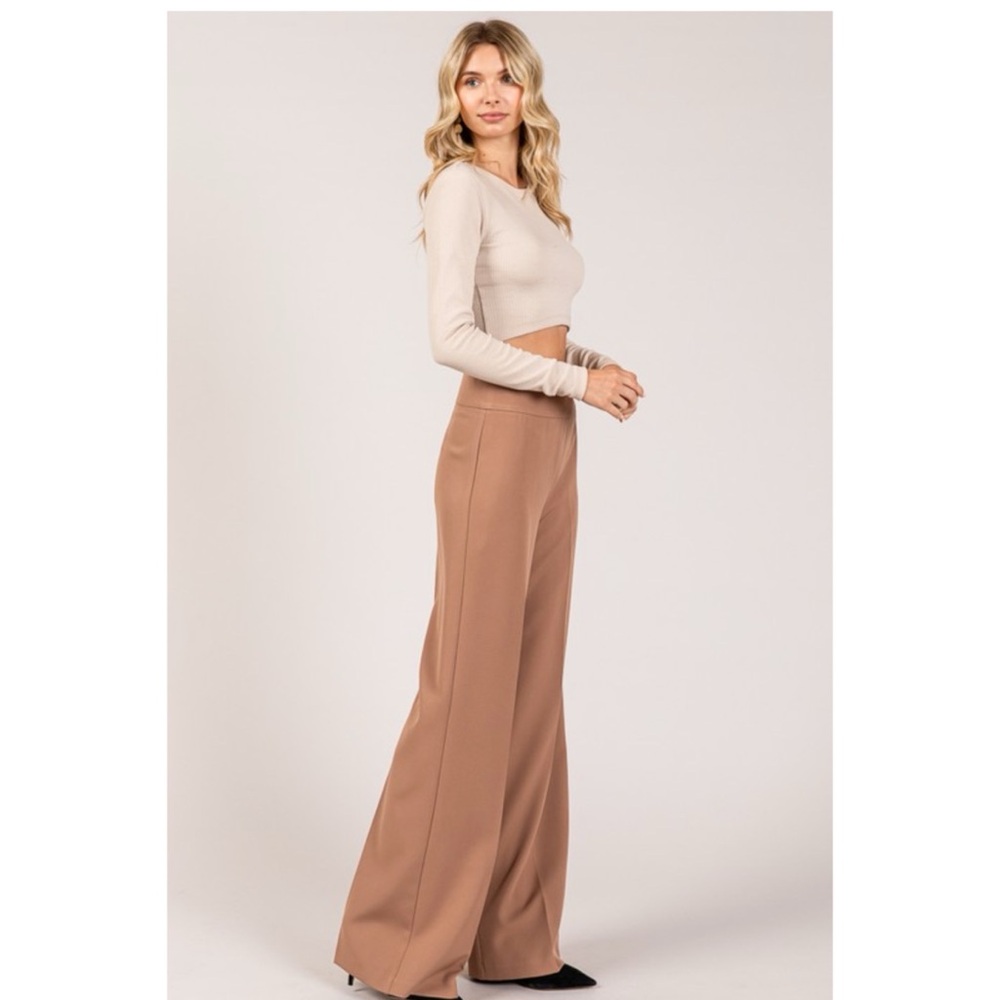🏷️551 • Toffee Ultra High Rise Wide Leg Trousers w/Side Zip Closure